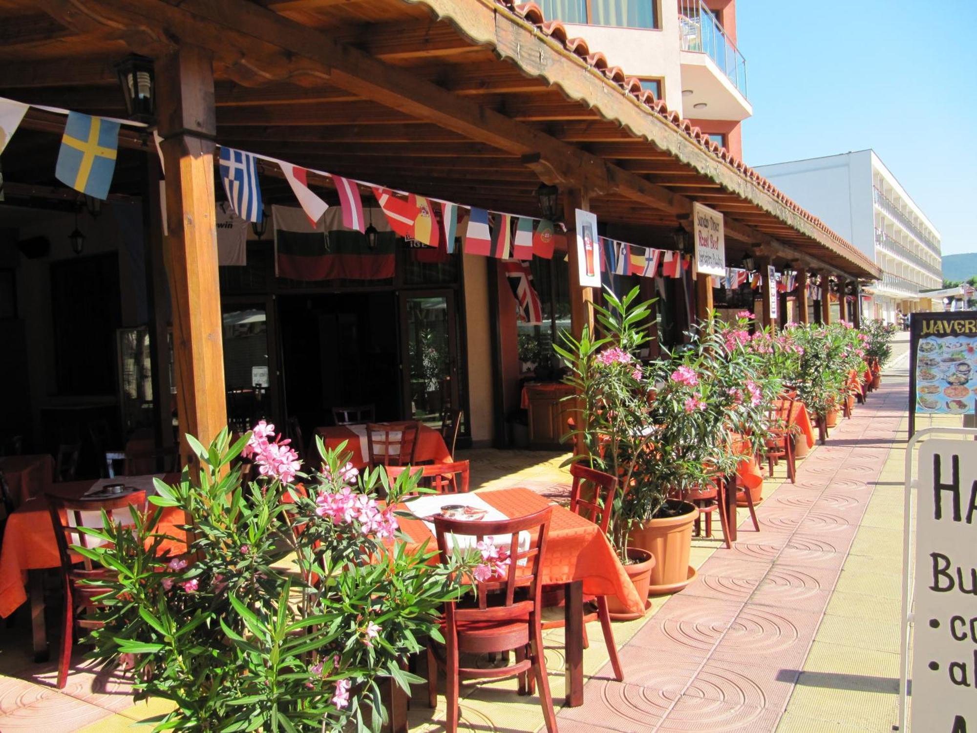Maverick Hotel Slantchev Briag Extérieur photo